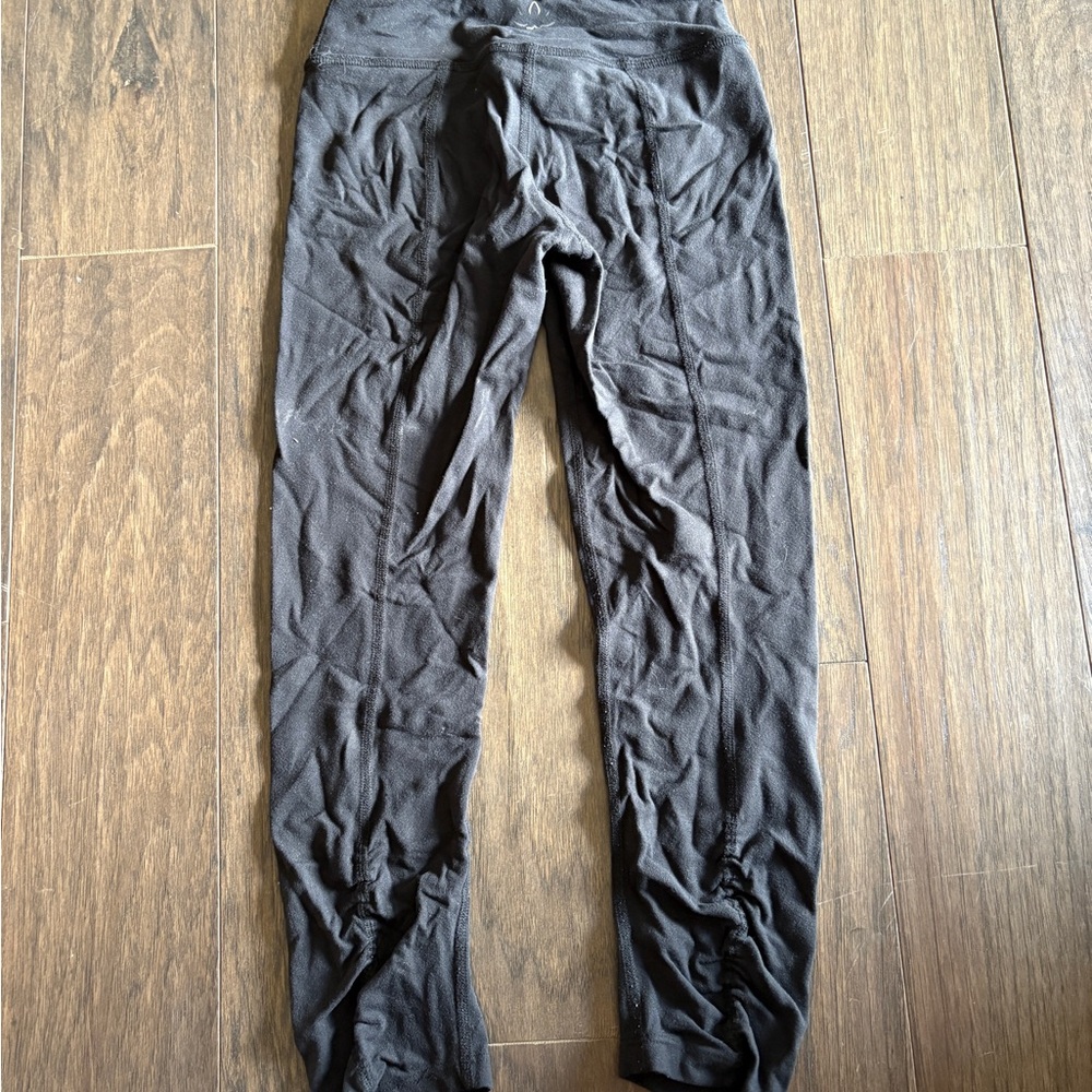 Beyond Yoga Classic Black Leggings